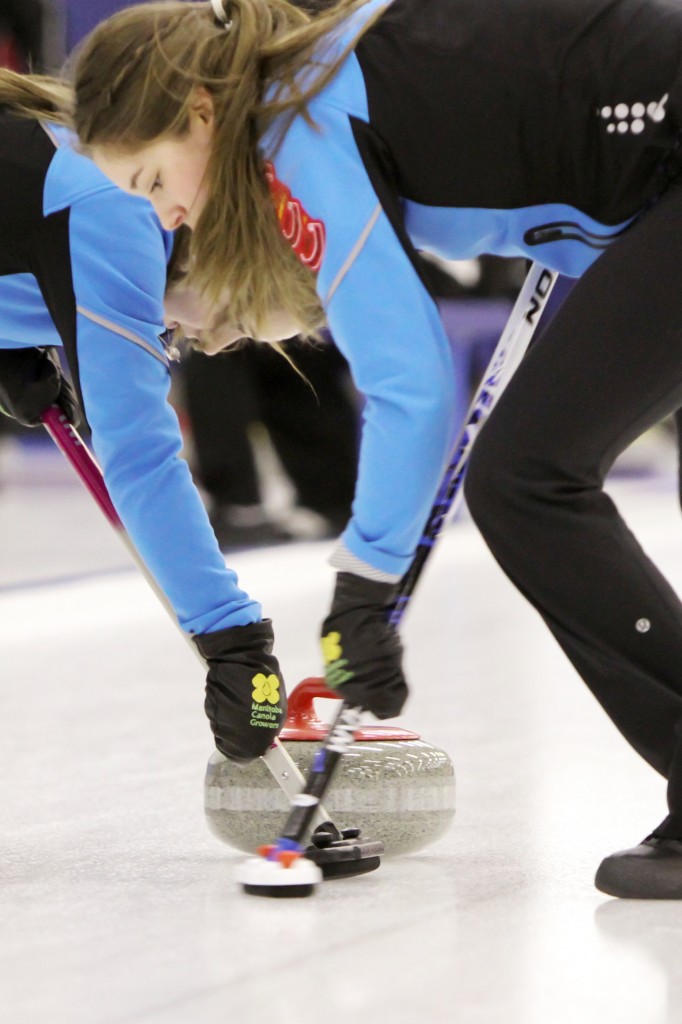 Canola Junior Curling Championships - Terry Ursel photo credit