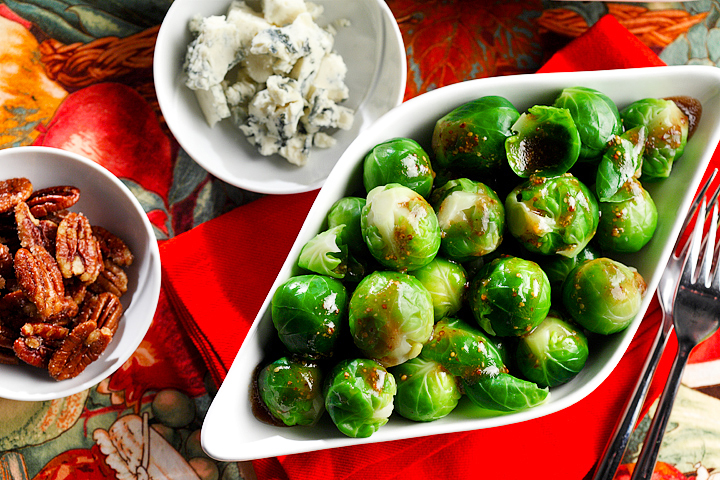 Cold Brussels Sprouts with Glazed Pecans | www.canolaeatwell.com