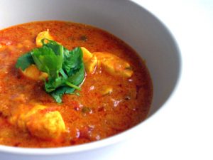 Homestyle Chicken Curry | www.canolaeatwell.com