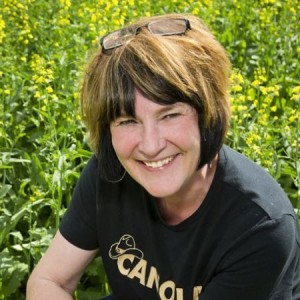 Simone Demers Collins in Canola Field | www.canolaeatwell.com