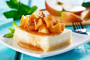 Apple Almond Cheesecake |www.canolaeatwell.com