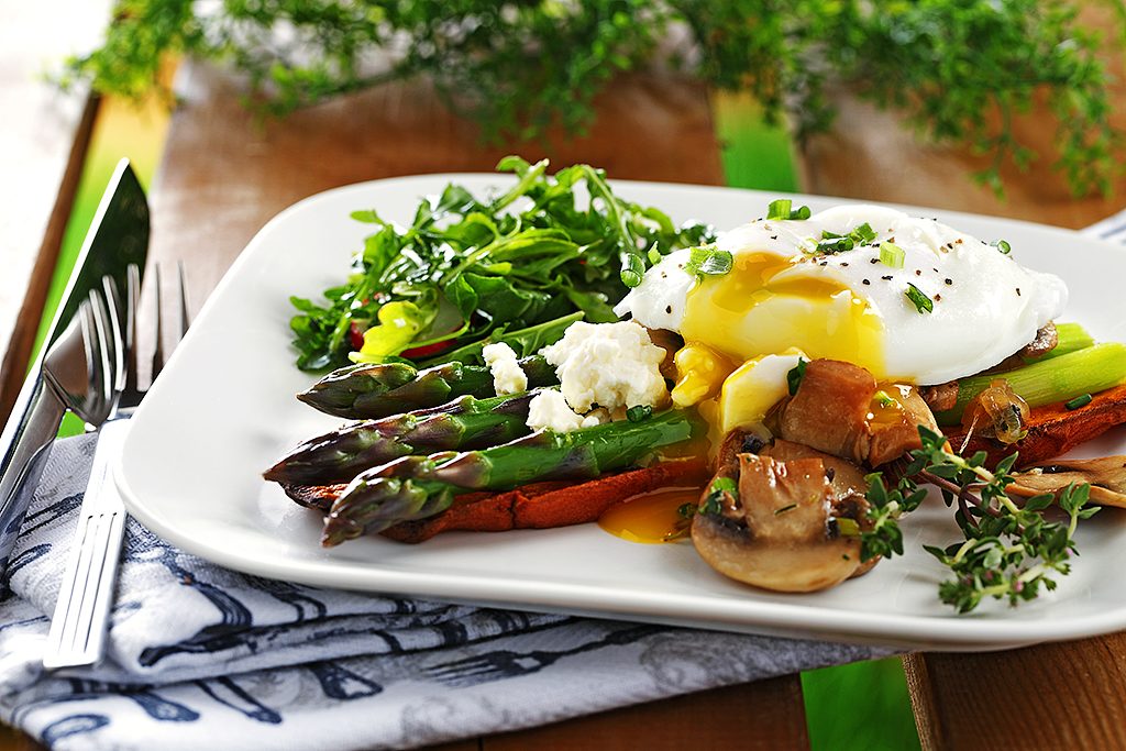 Poached Eggs with Asparagus & Mushrooms on Sweet Potato Toast