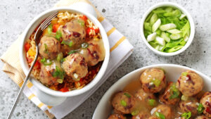 Red Kidney Bean Meatballs with Peppered Rice | www.canolaeatwell.com