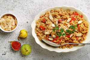Fig and Almond Brown Rice |www.canolaeatwell.com
