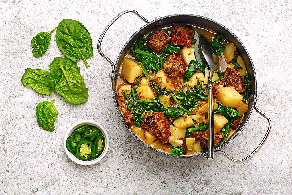 Spiced Beef with Spinach and Potatoes